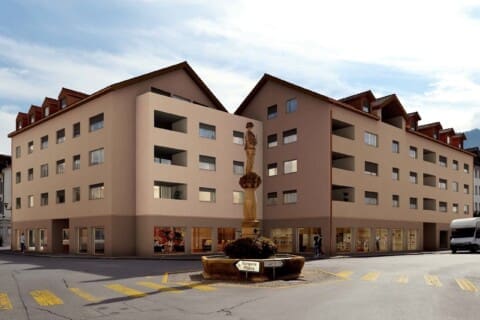 Wohn- und Gewerbebau