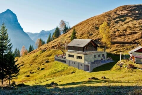 Wohn- und Gewerbebau